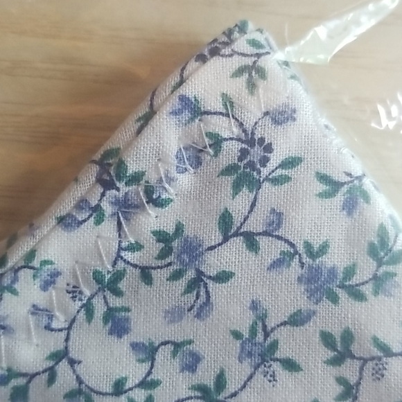 😷 Womens Face mask 2 for $7 - Picture 4 of 5